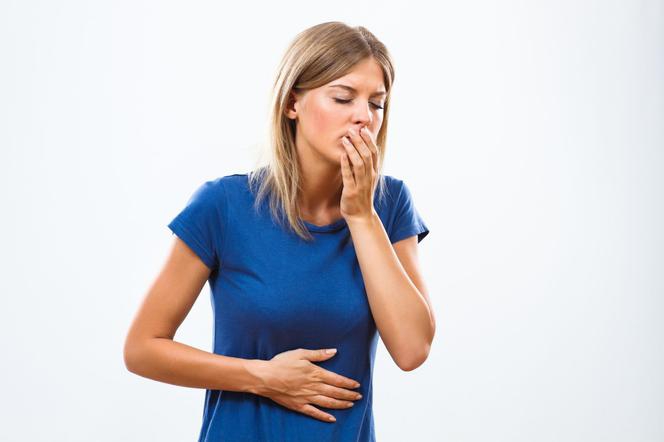 Mdłości – objaw sygnalizujący ciążę, zawał serca czy chorobę  wrzodową  żołądka? 